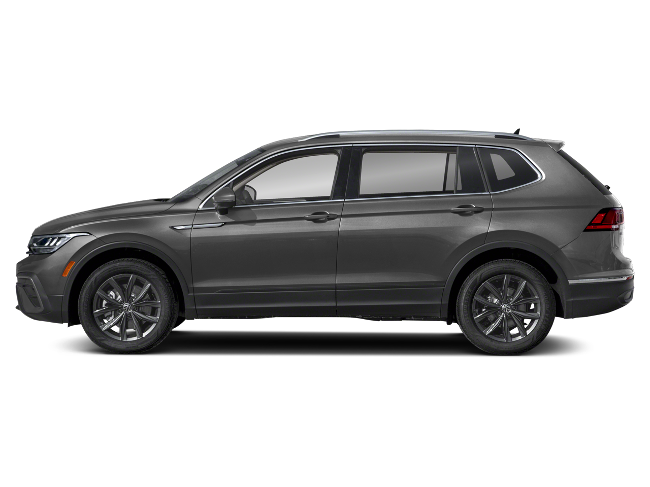 2023 Volkswagen Tiguan SE photo 3
