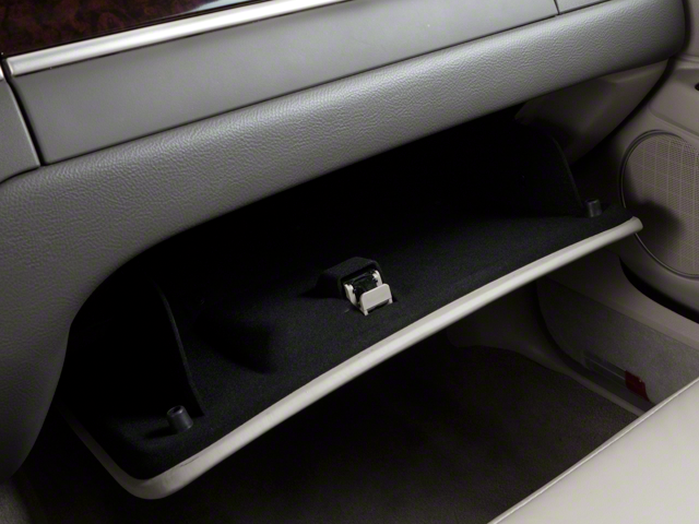 2010 Lincoln Town Car Signature Limited