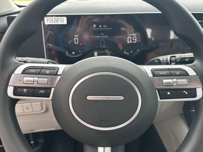 2026 Hyundai TUCSON SE FWD