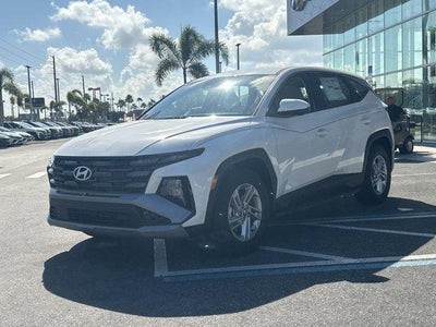 2026 Hyundai TUCSON SE FWD