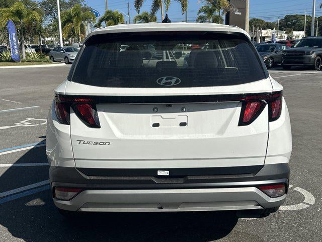 2026 Hyundai TUCSON SE FWD