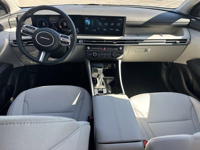 2026 Hyundai TUCSON SE FWD