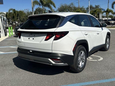 2026 Hyundai TUCSON SE FWD