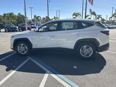 2026 Hyundai TUCSON SE FWD