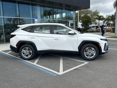 2026 Hyundai TUCSON SE FWD