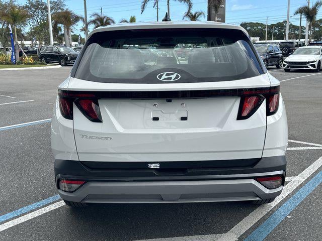 2026 Hyundai TUCSON SE FWD