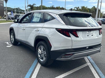 2026 Hyundai TUCSON SE FWD