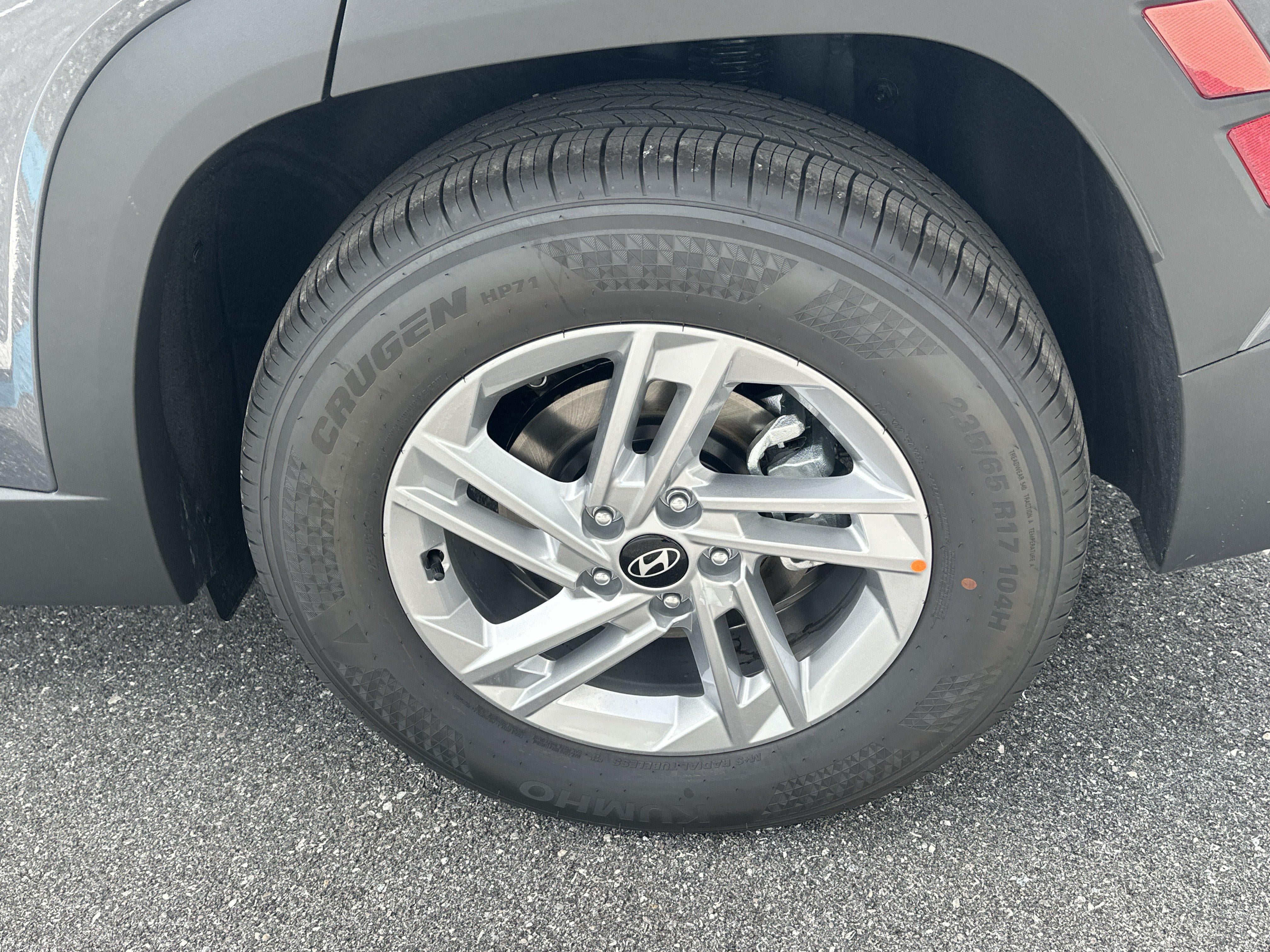 2026 Hyundai TUCSON SE FWD