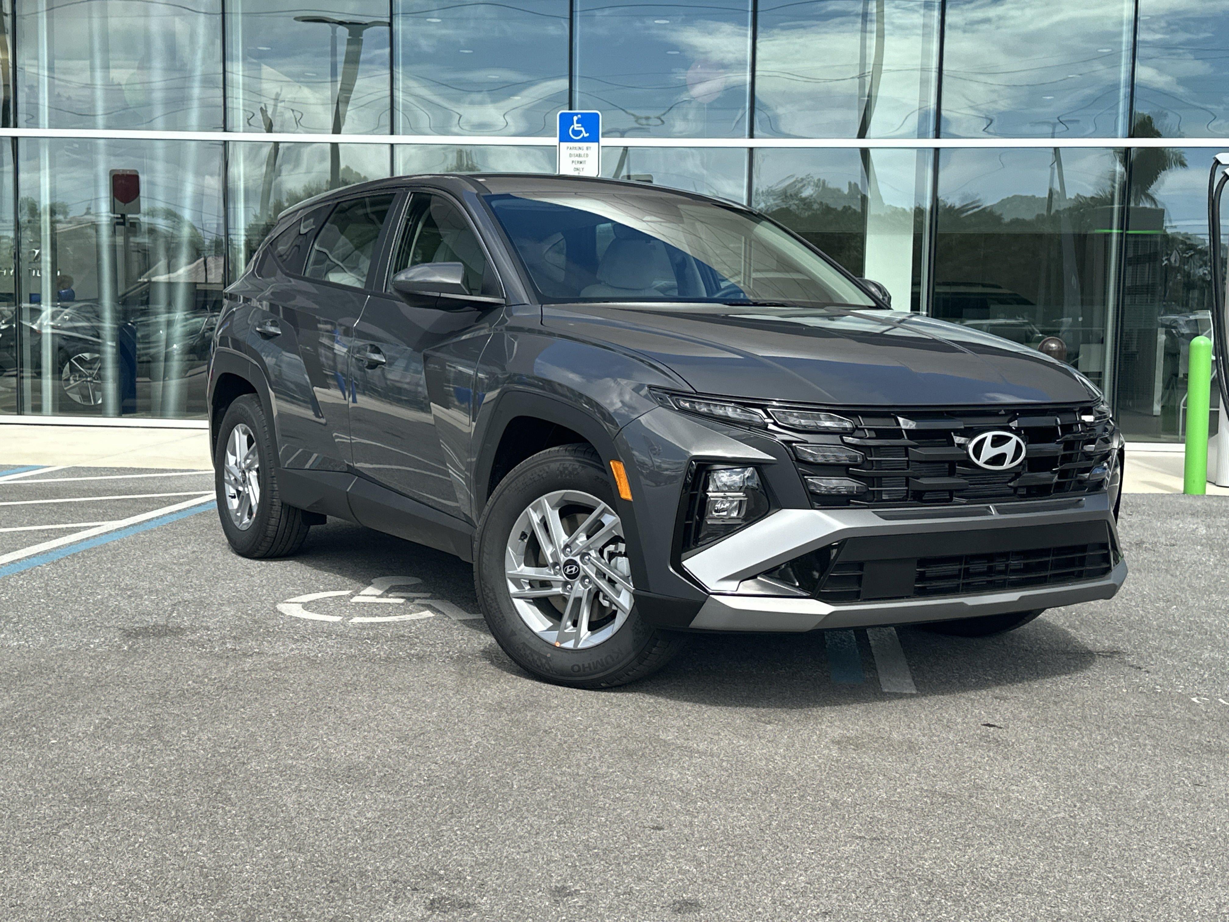 2026 Hyundai TUCSON SE FWD