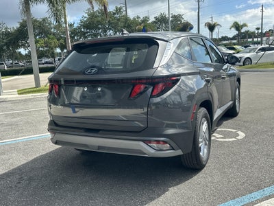 2026 Hyundai TUCSON SE FWD