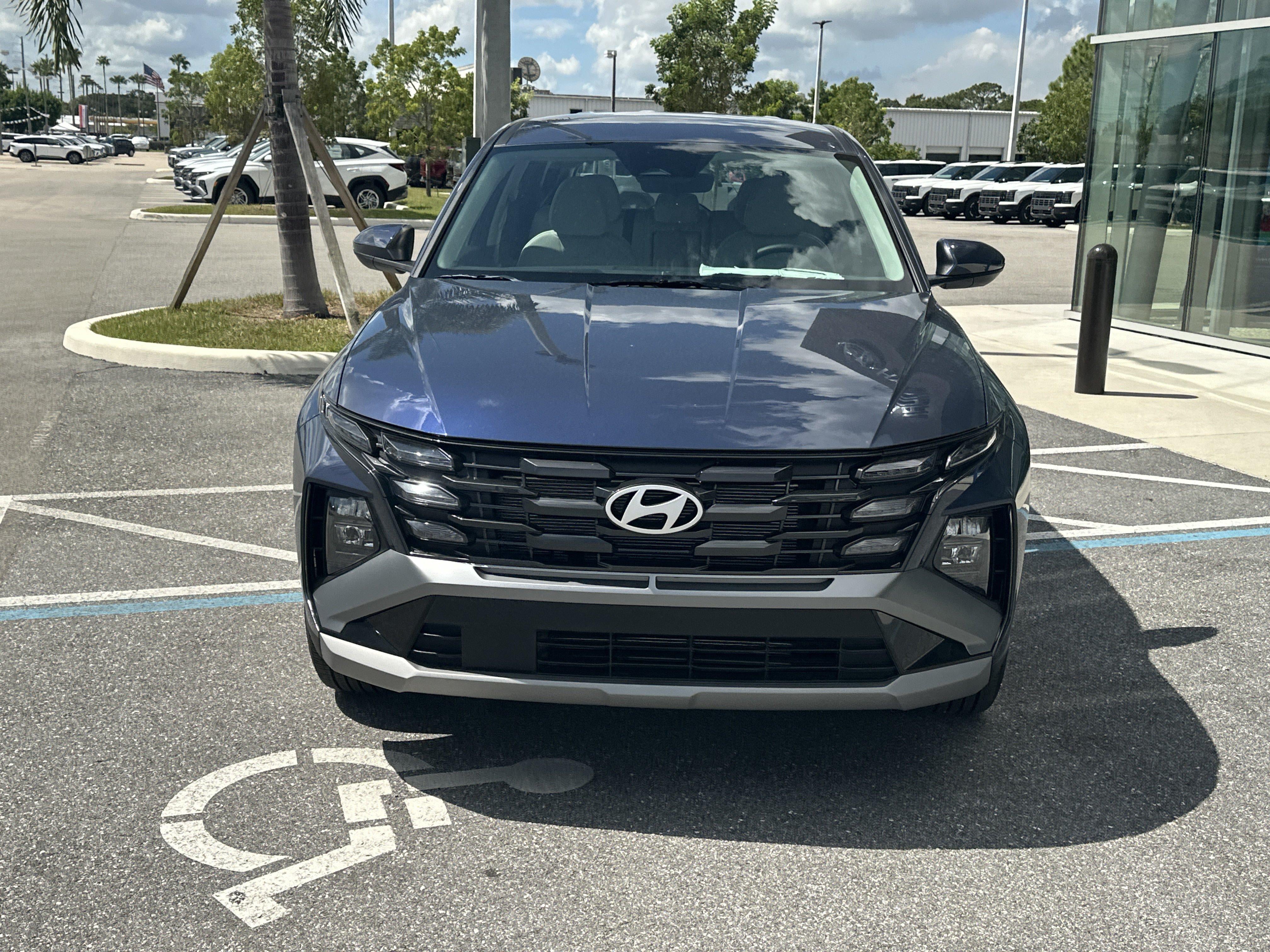 2026 Hyundai TUCSON SE FWD