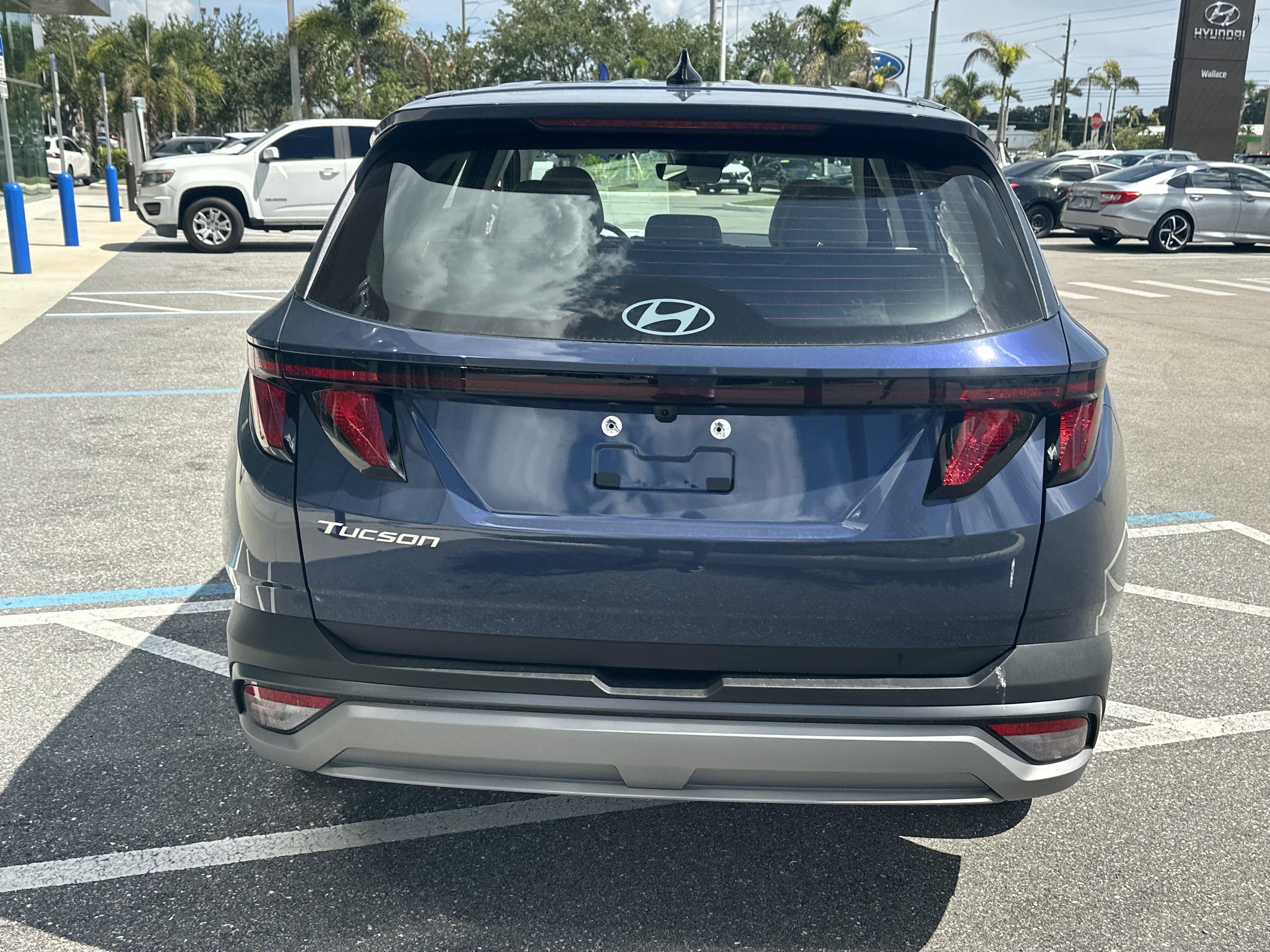 2026 Hyundai TUCSON SE FWD