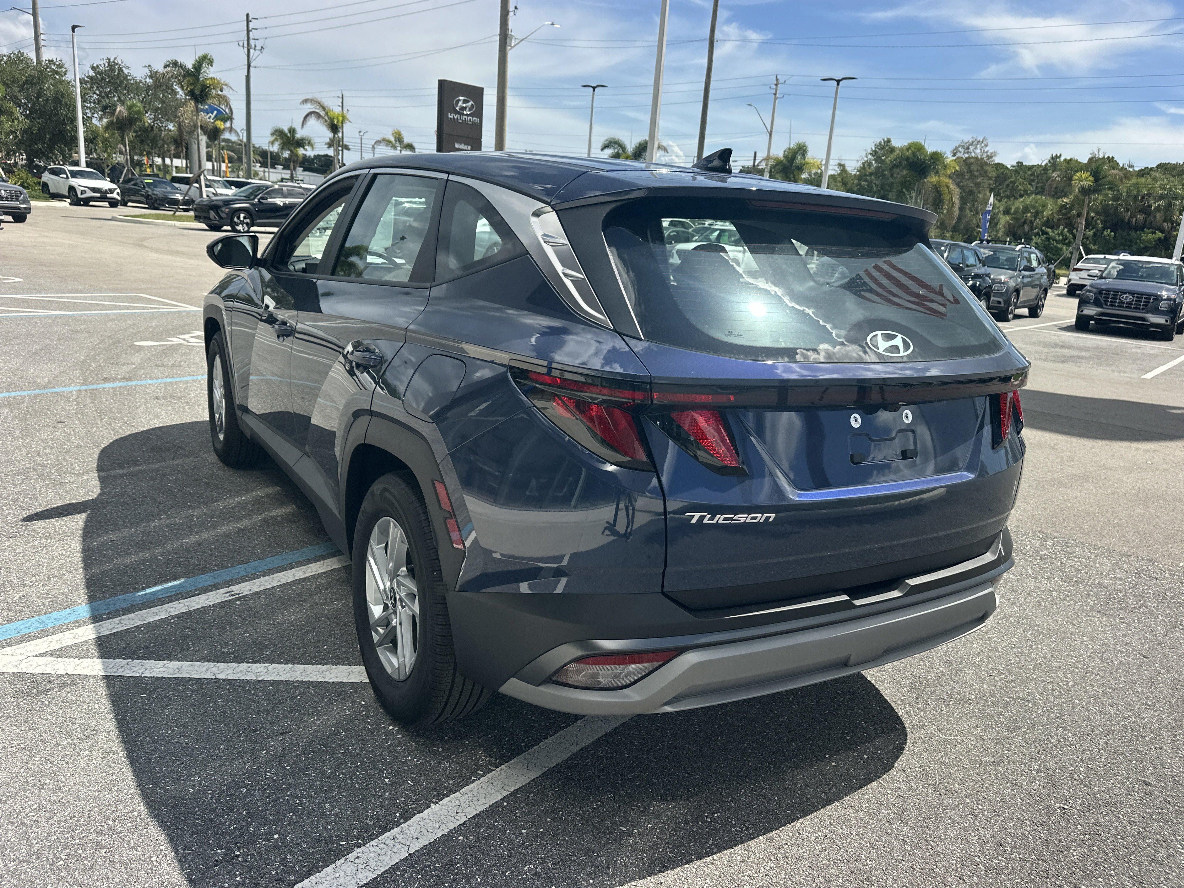 2026 Hyundai TUCSON SE FWD