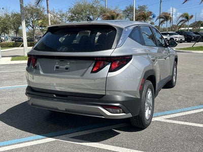 2026 Hyundai TUCSON SE FWD