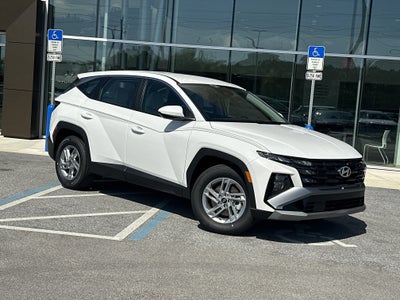 2026 Hyundai TUCSON SE FWD