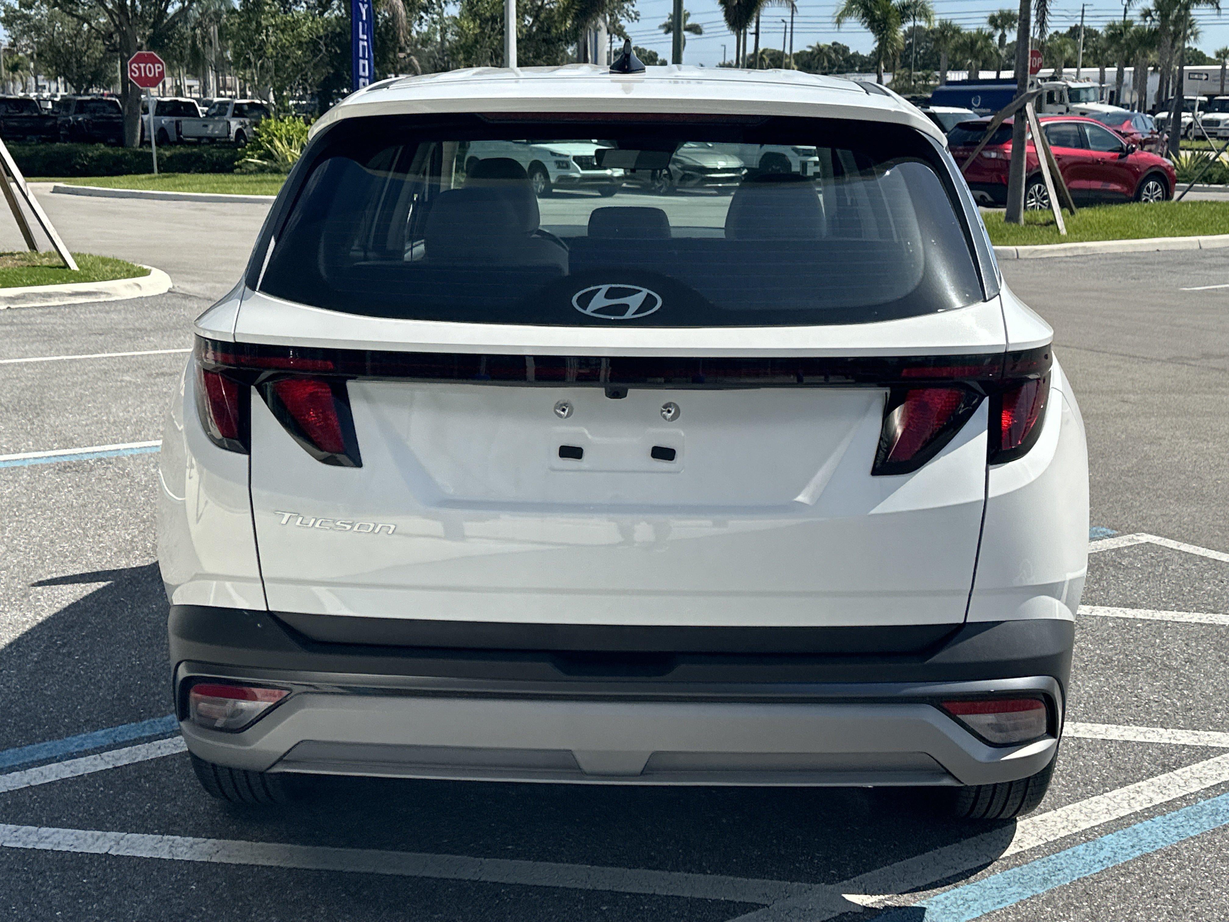 2026 Hyundai TUCSON SE FWD