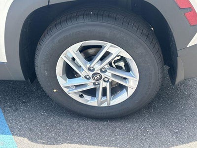 2025 Hyundai TUCSON SE FWD