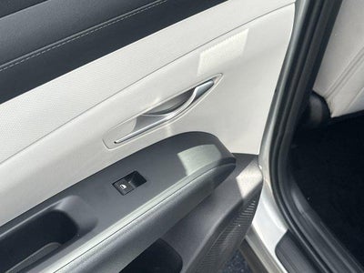 2025 Hyundai TUCSON SE FWD