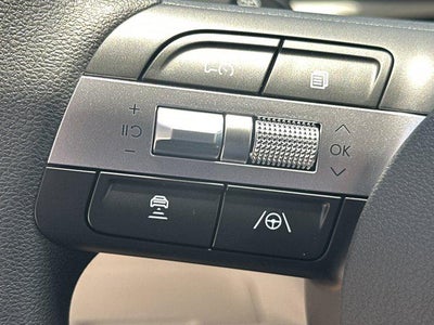 2025 Hyundai TUCSON SE FWD