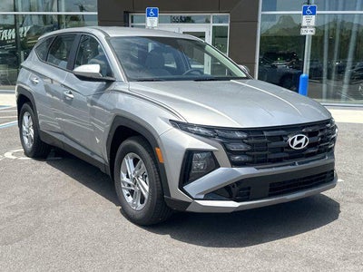 2025 Hyundai TUCSON SE FWD