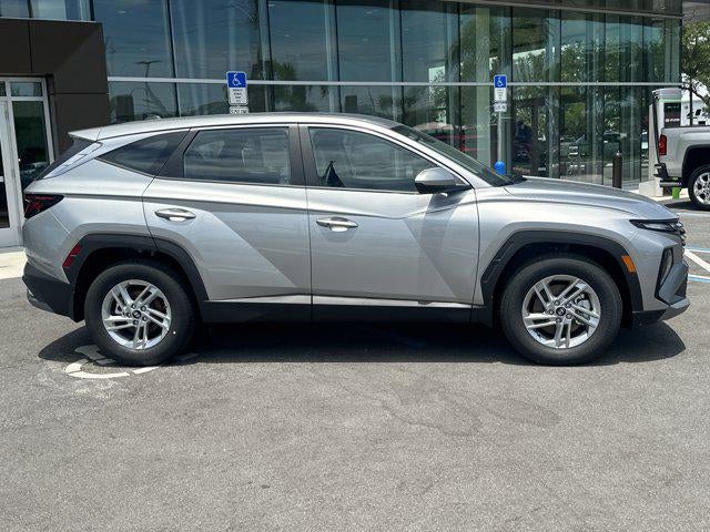 2025 Hyundai TUCSON SE FWD