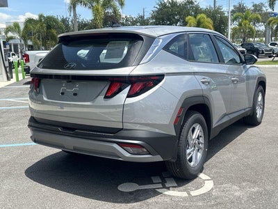 2025 Hyundai TUCSON SE FWD