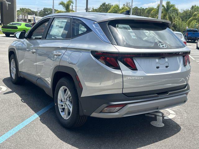 2025 Hyundai TUCSON SE FWD