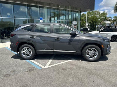 2026 Hyundai TUCSON SE FWD