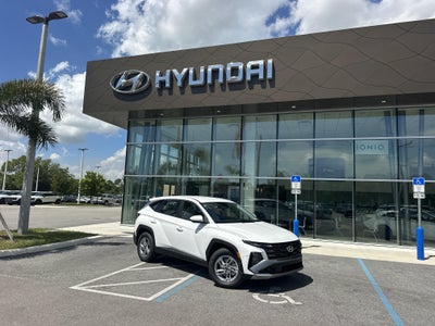 2026 Hyundai TUCSON SE FWD