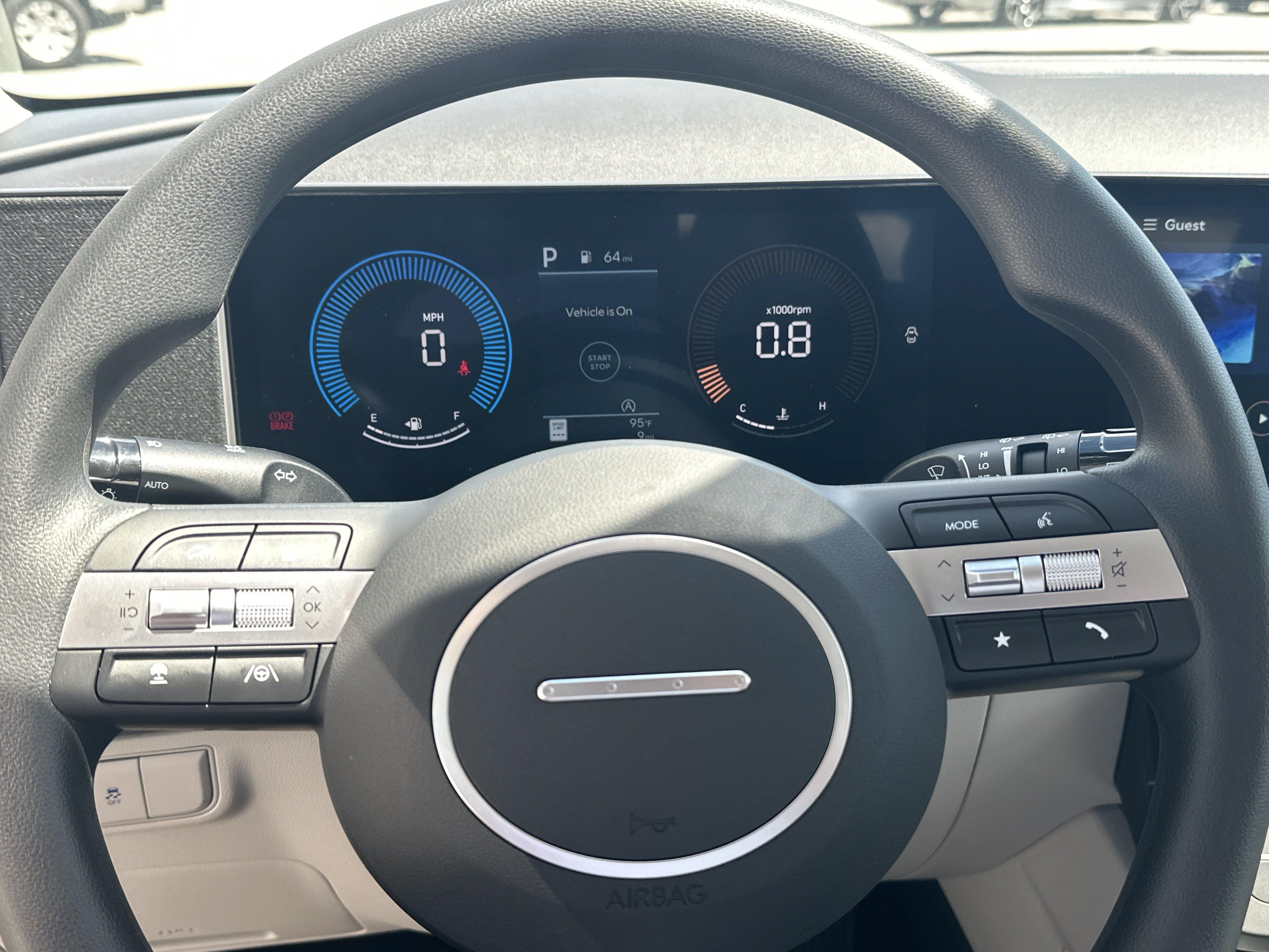 2026 Hyundai TUCSON SE FWD