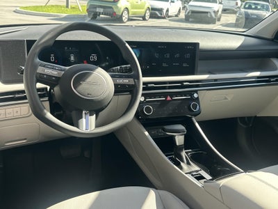 2026 Hyundai TUCSON SEL Plus FWD