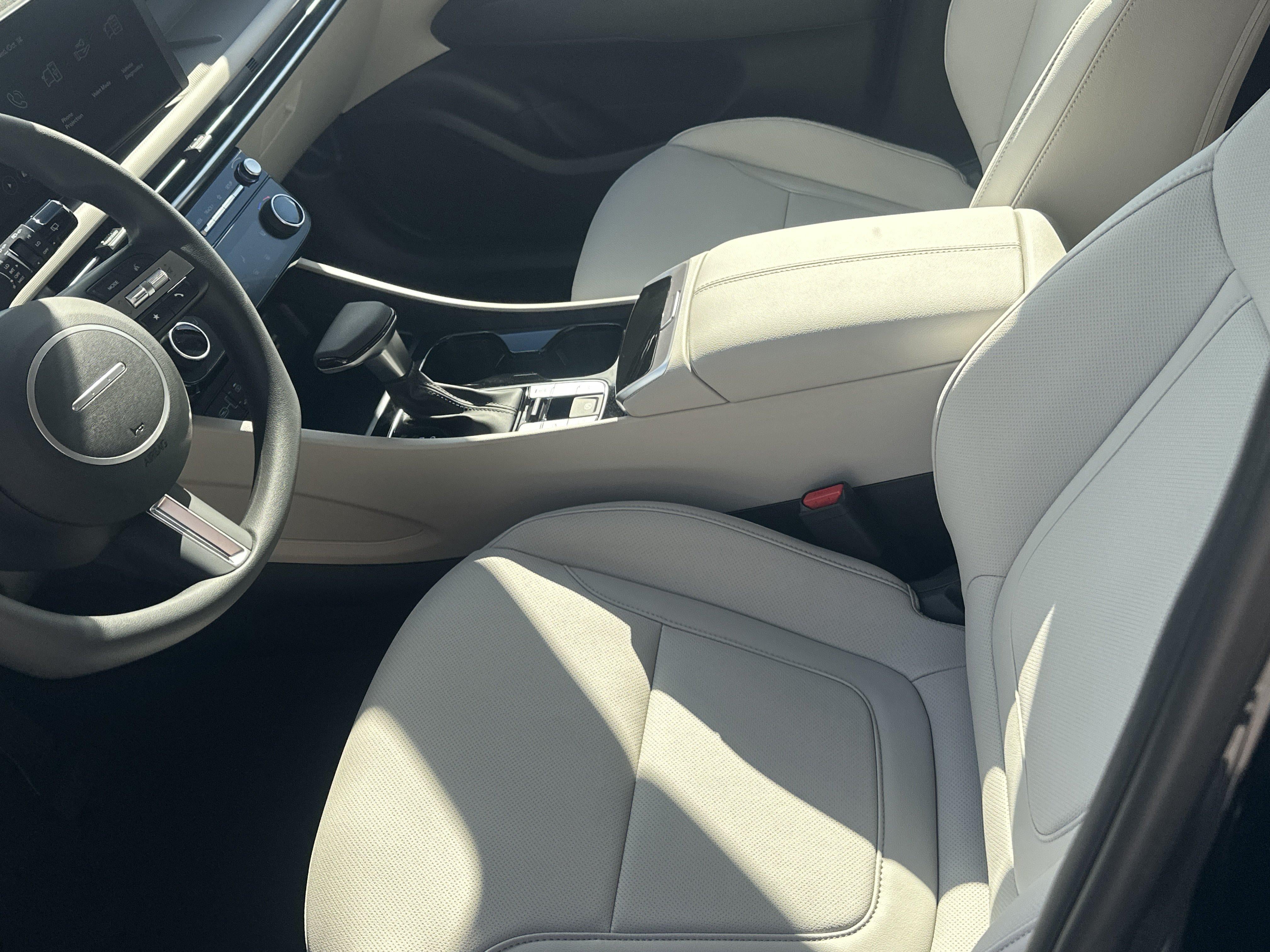 2026 Hyundai TUCSON SEL Plus FWD