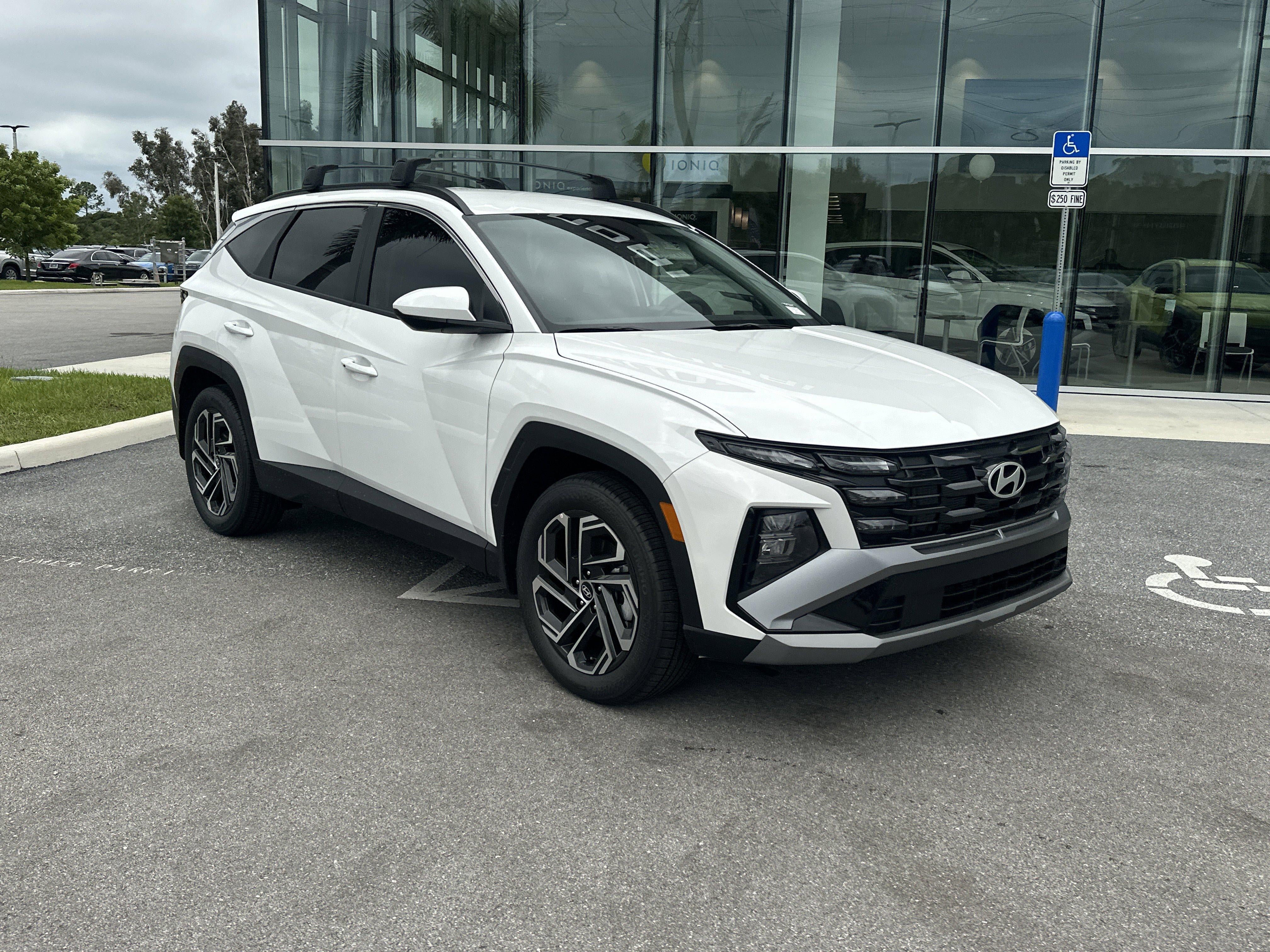 2026 Hyundai TUCSON SEL FWD