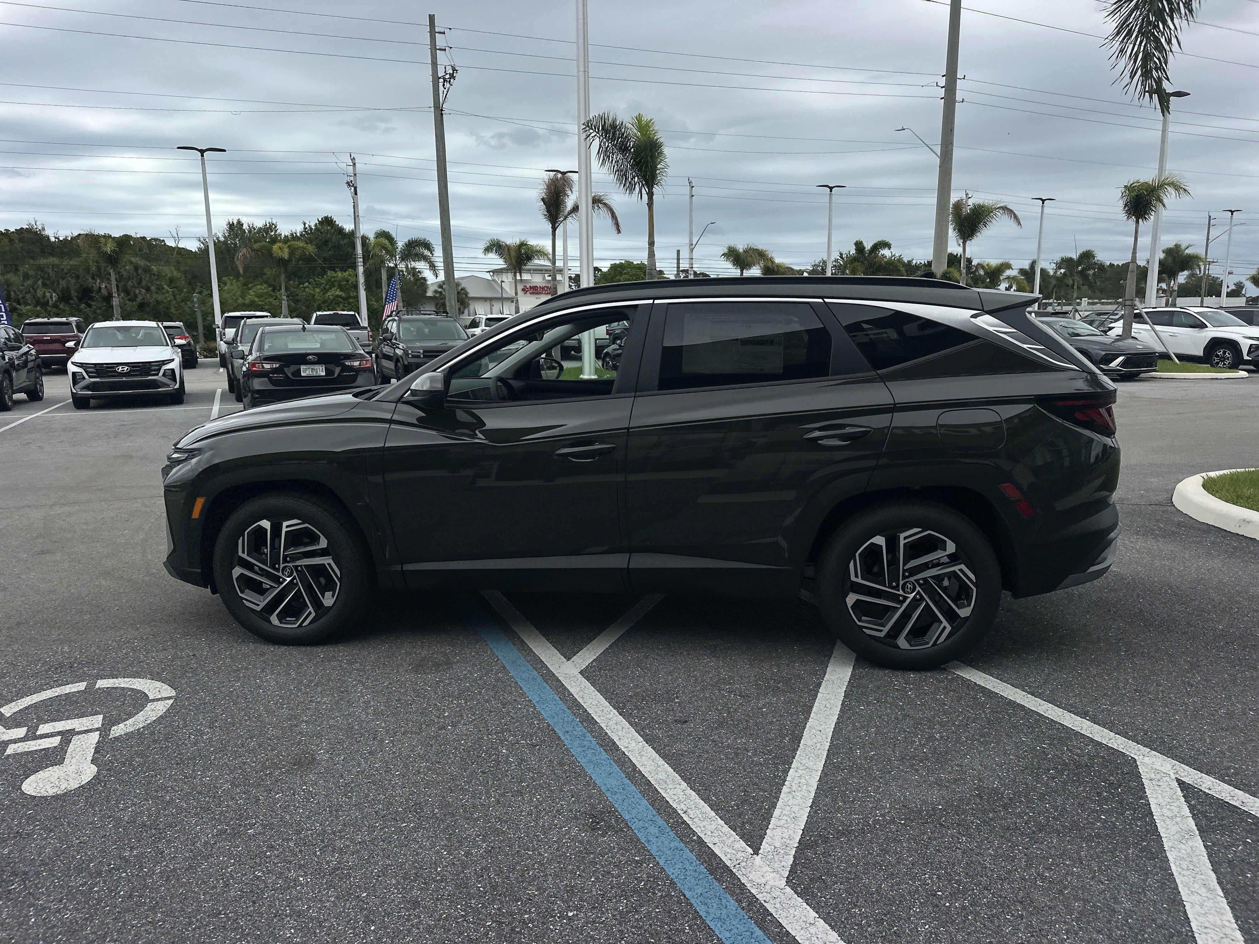 2026 Hyundai TUCSON SEL FWD