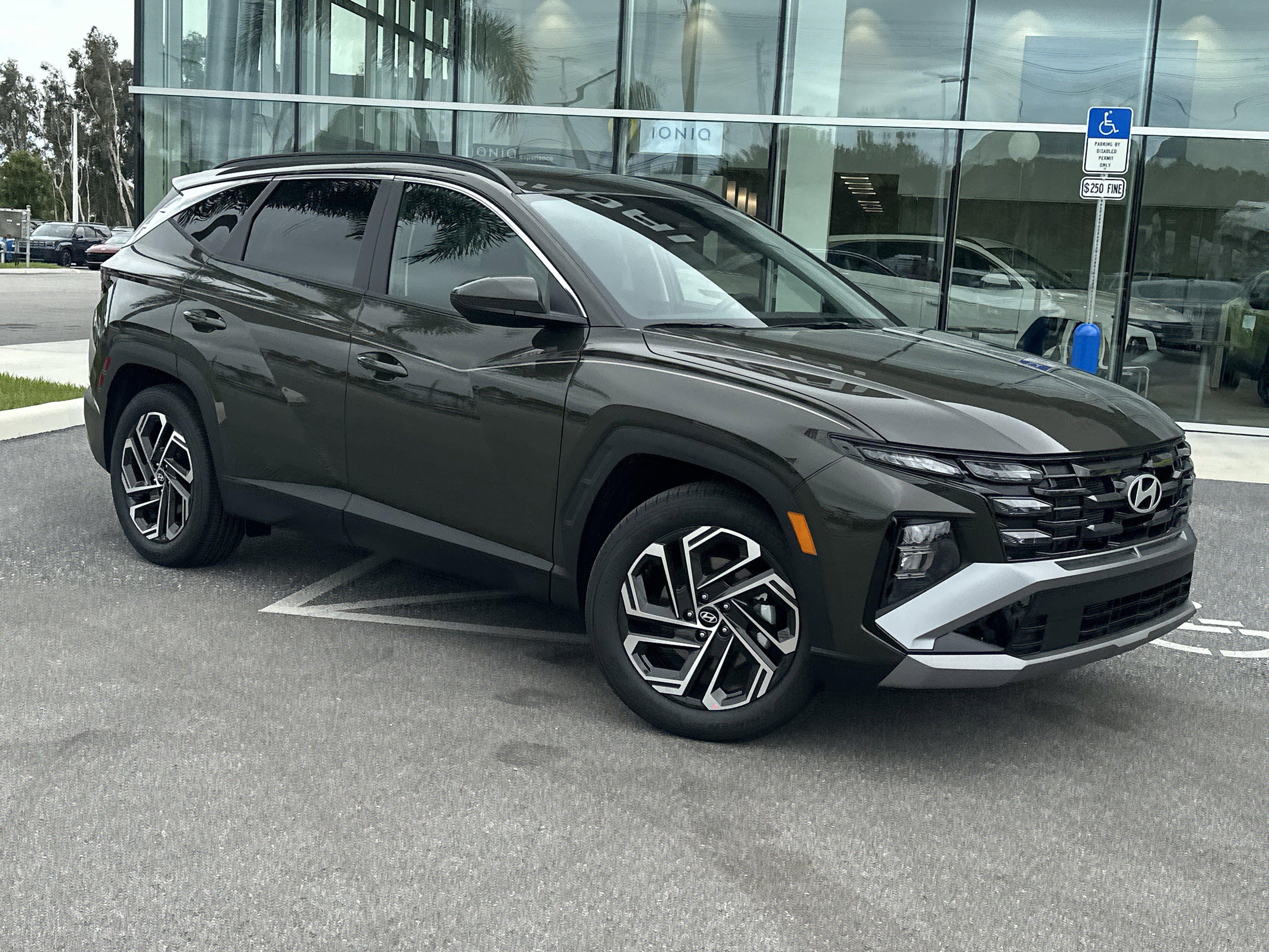 2026 Hyundai TUCSON SEL FWD