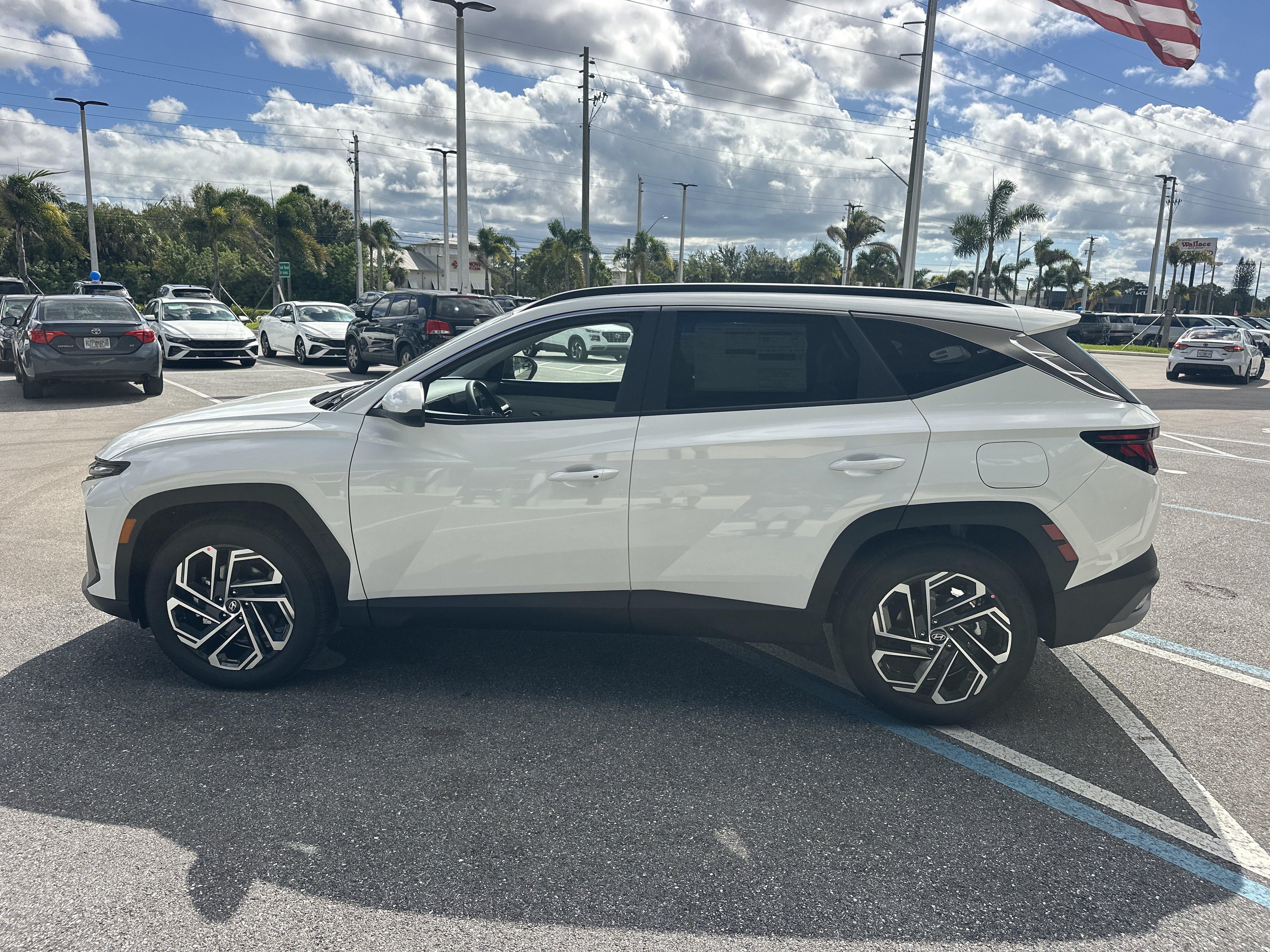 2026 Hyundai TUCSON SEL Plus FWD