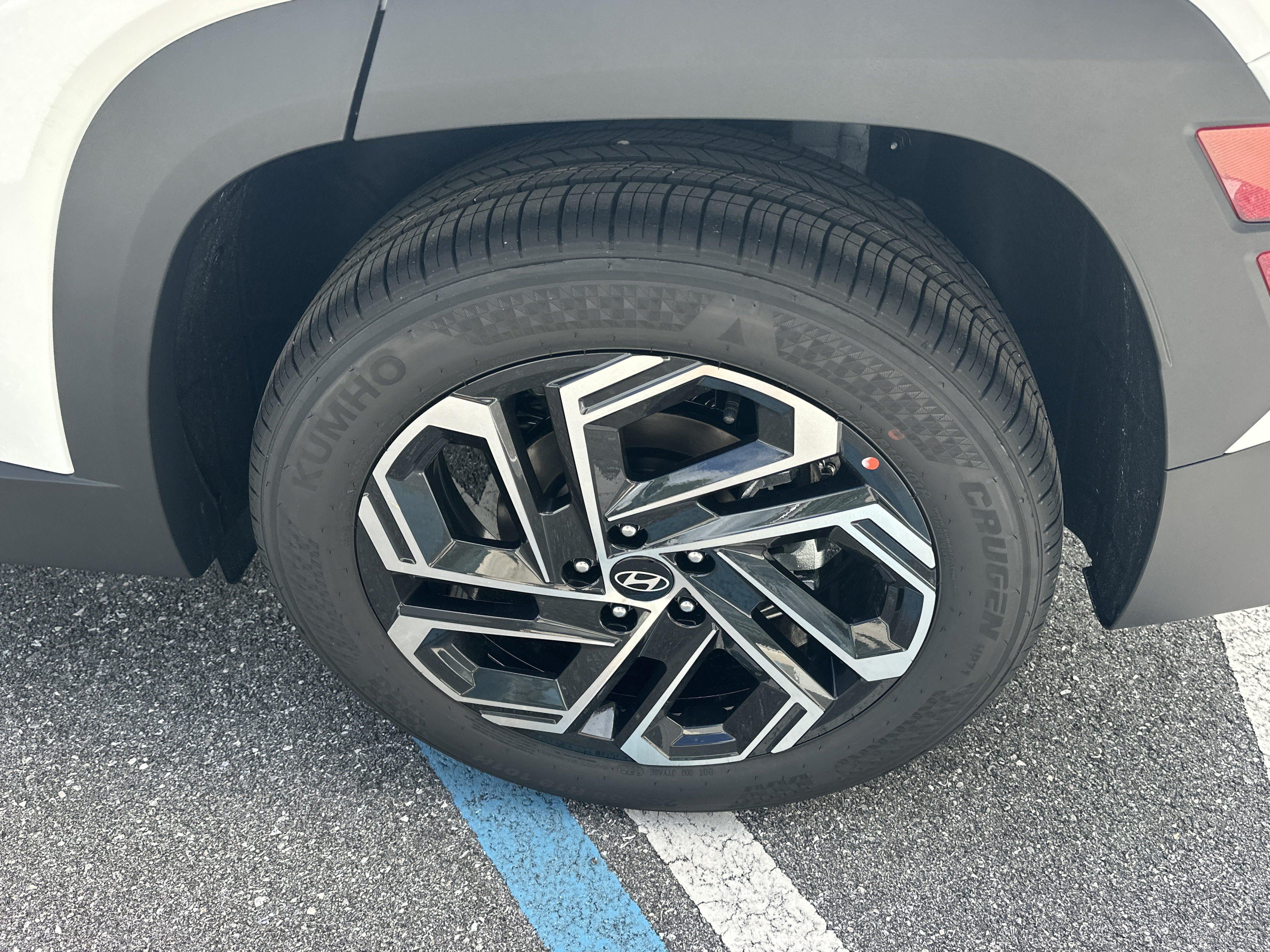 2026 Hyundai TUCSON SEL Plus FWD