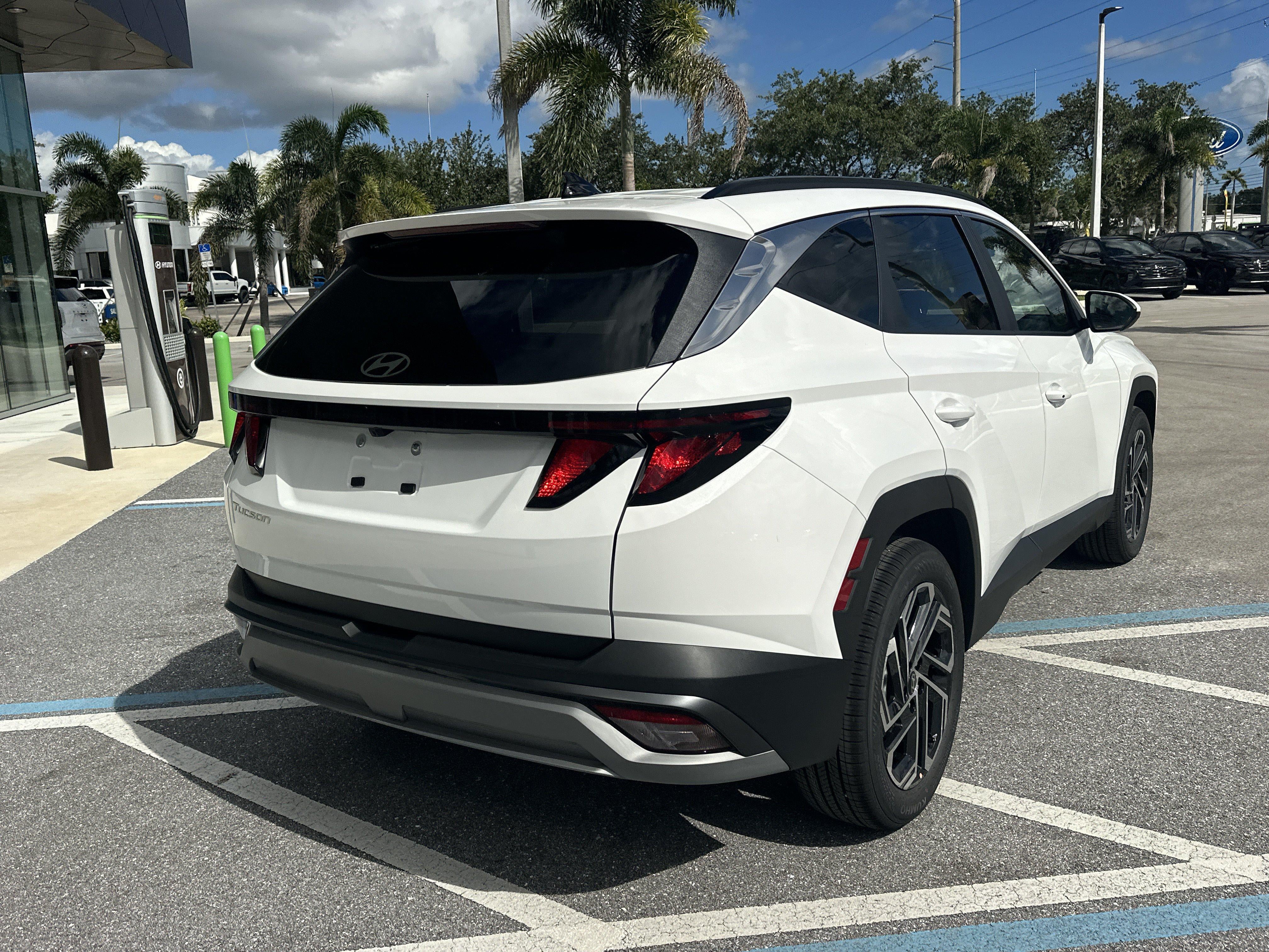 2026 Hyundai TUCSON SEL Plus FWD