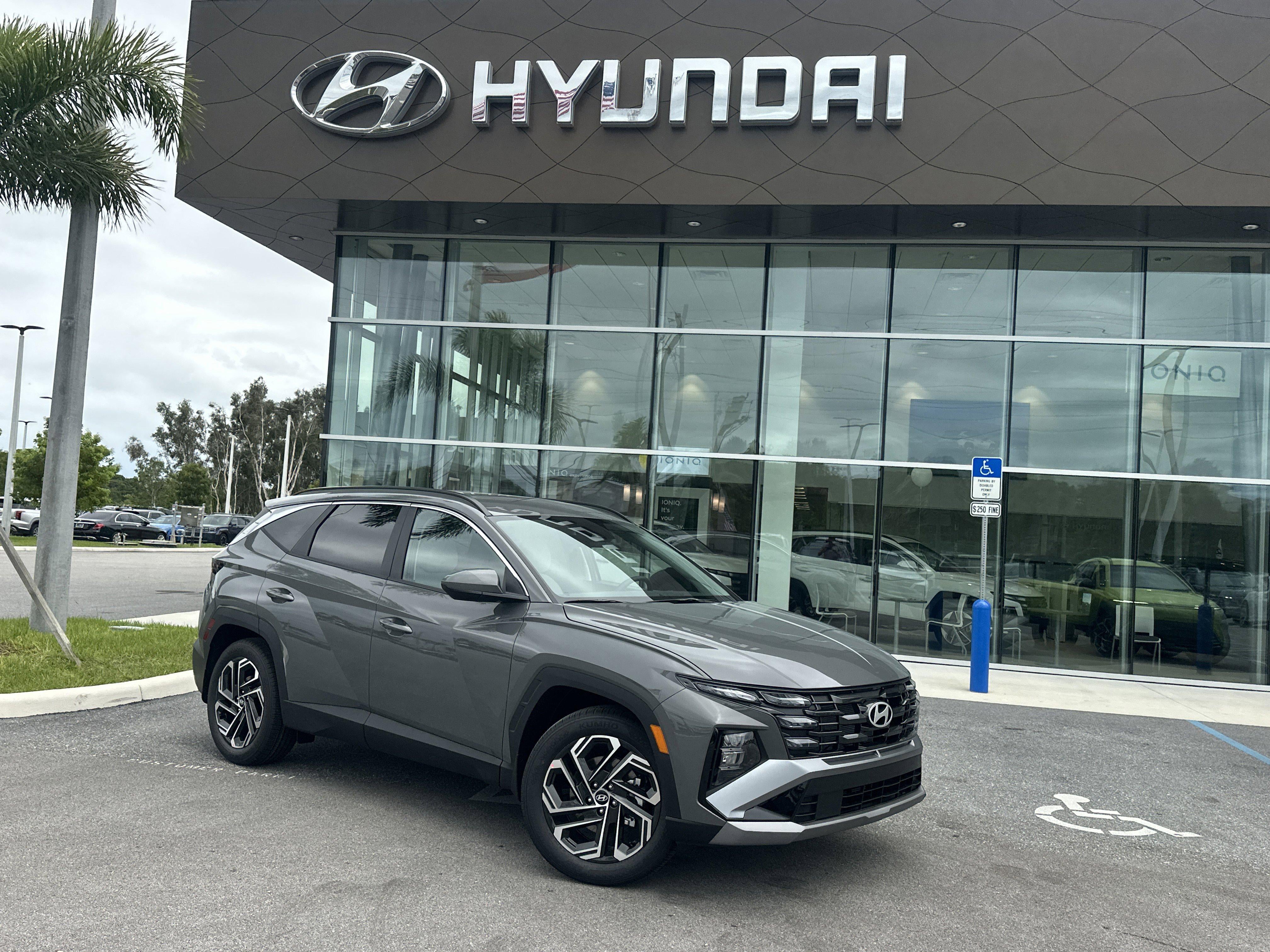 2026 Hyundai TUCSON SEL FWD