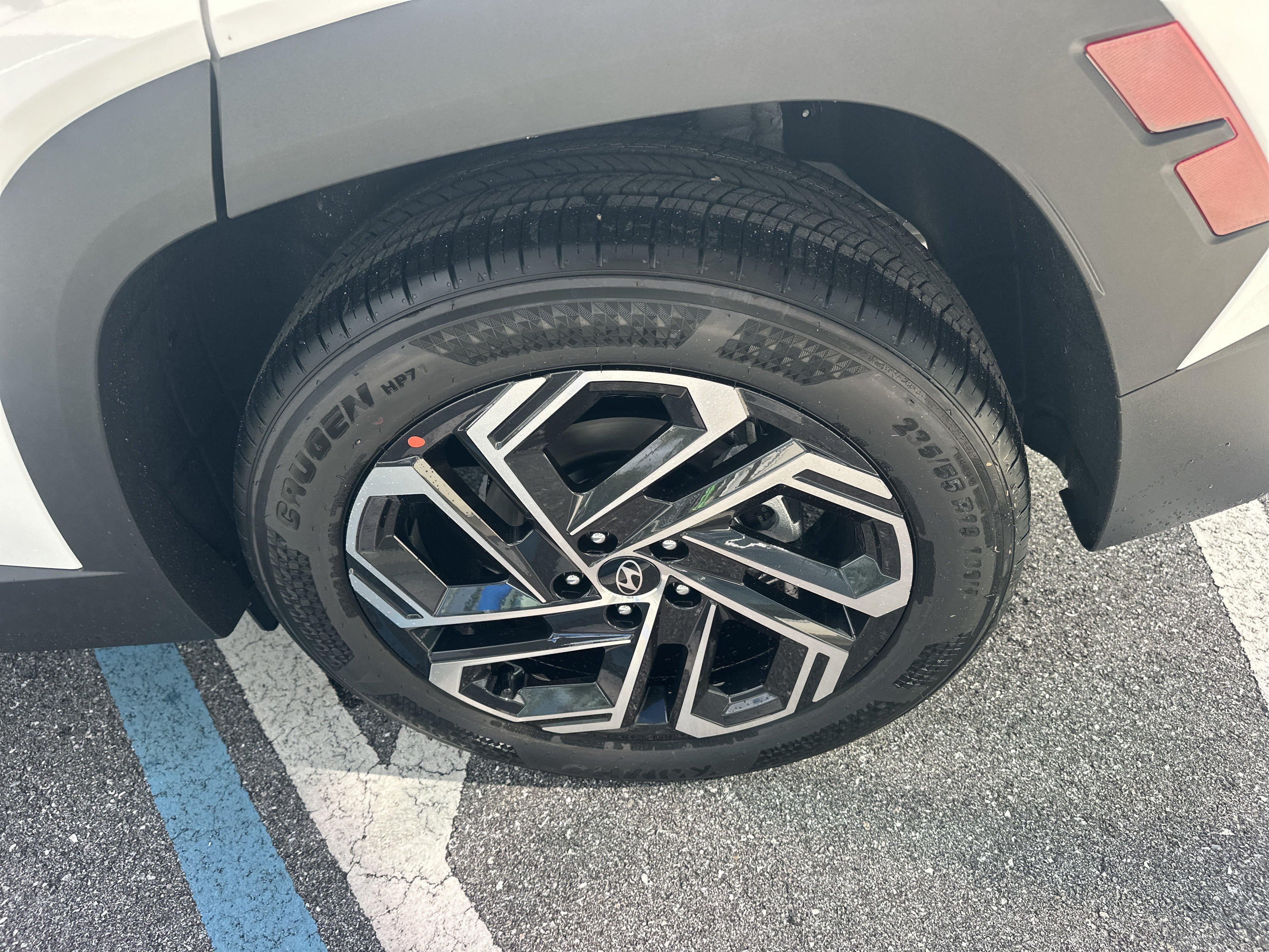 2026 Hyundai TUCSON SEL Plus FWD