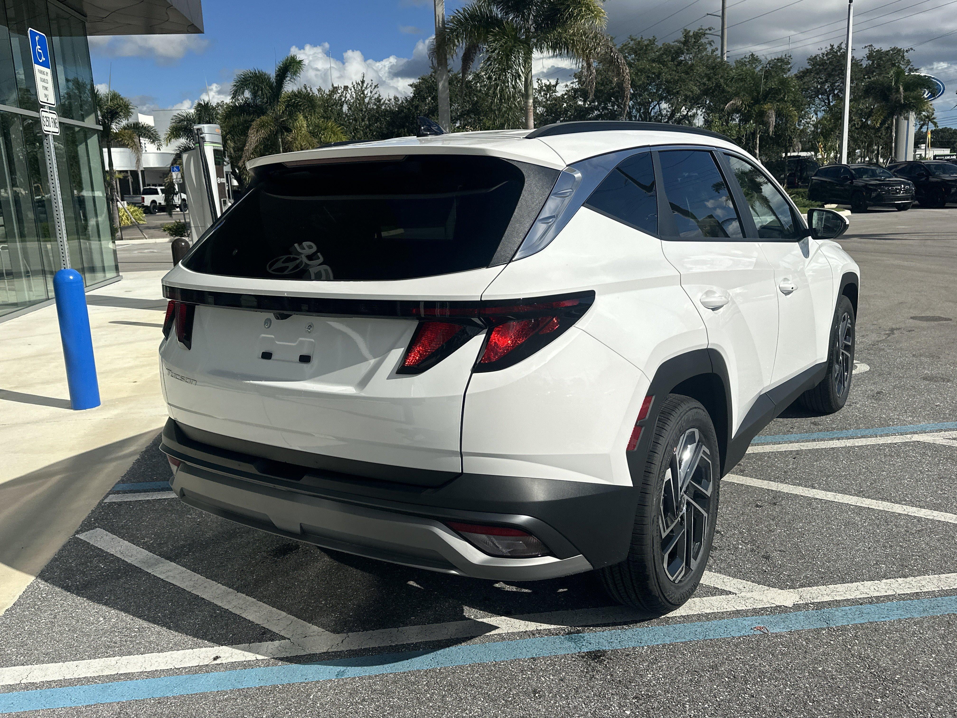 2026 Hyundai TUCSON SEL Plus FWD
