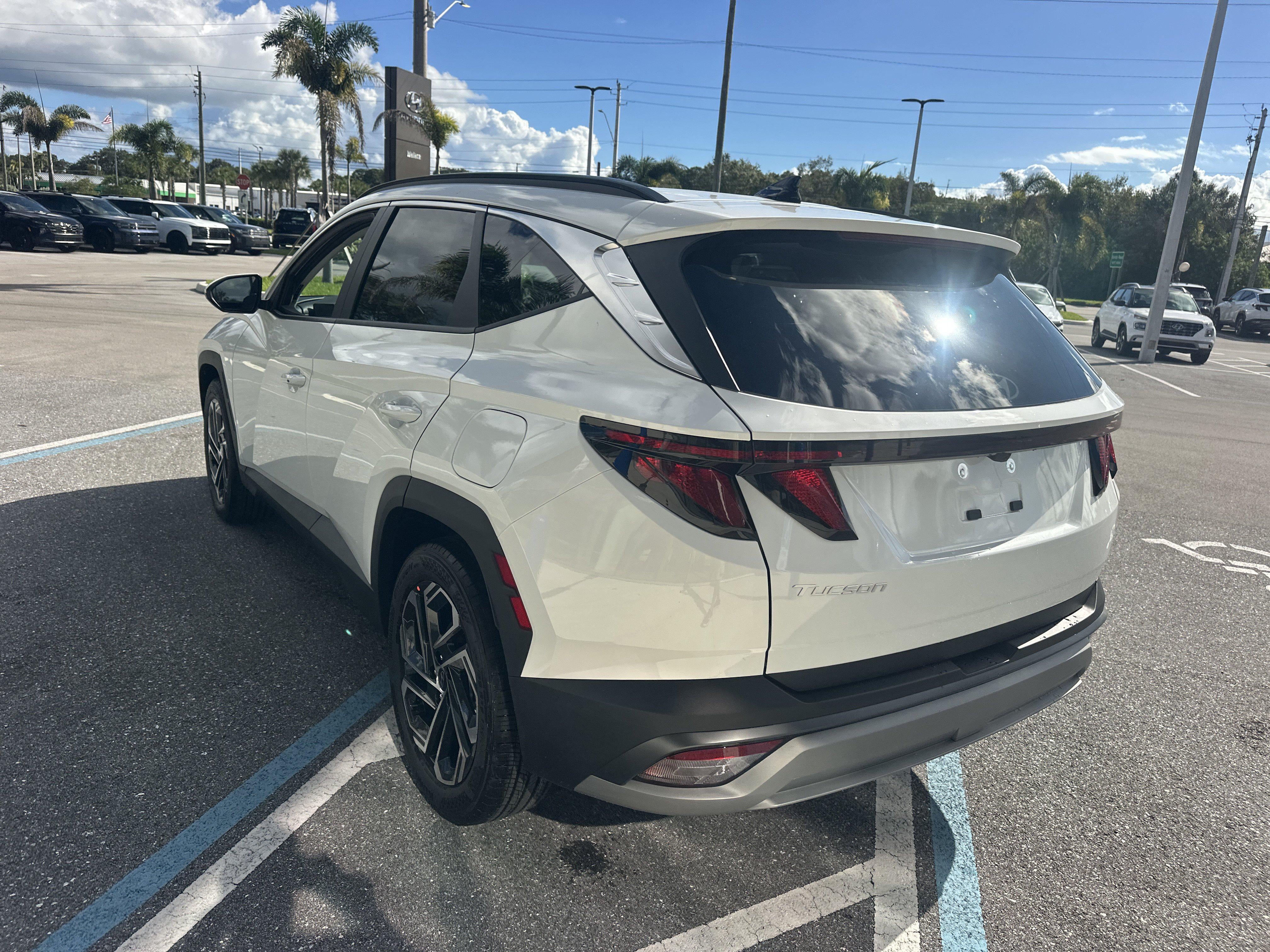 2026 Hyundai TUCSON SEL Plus FWD