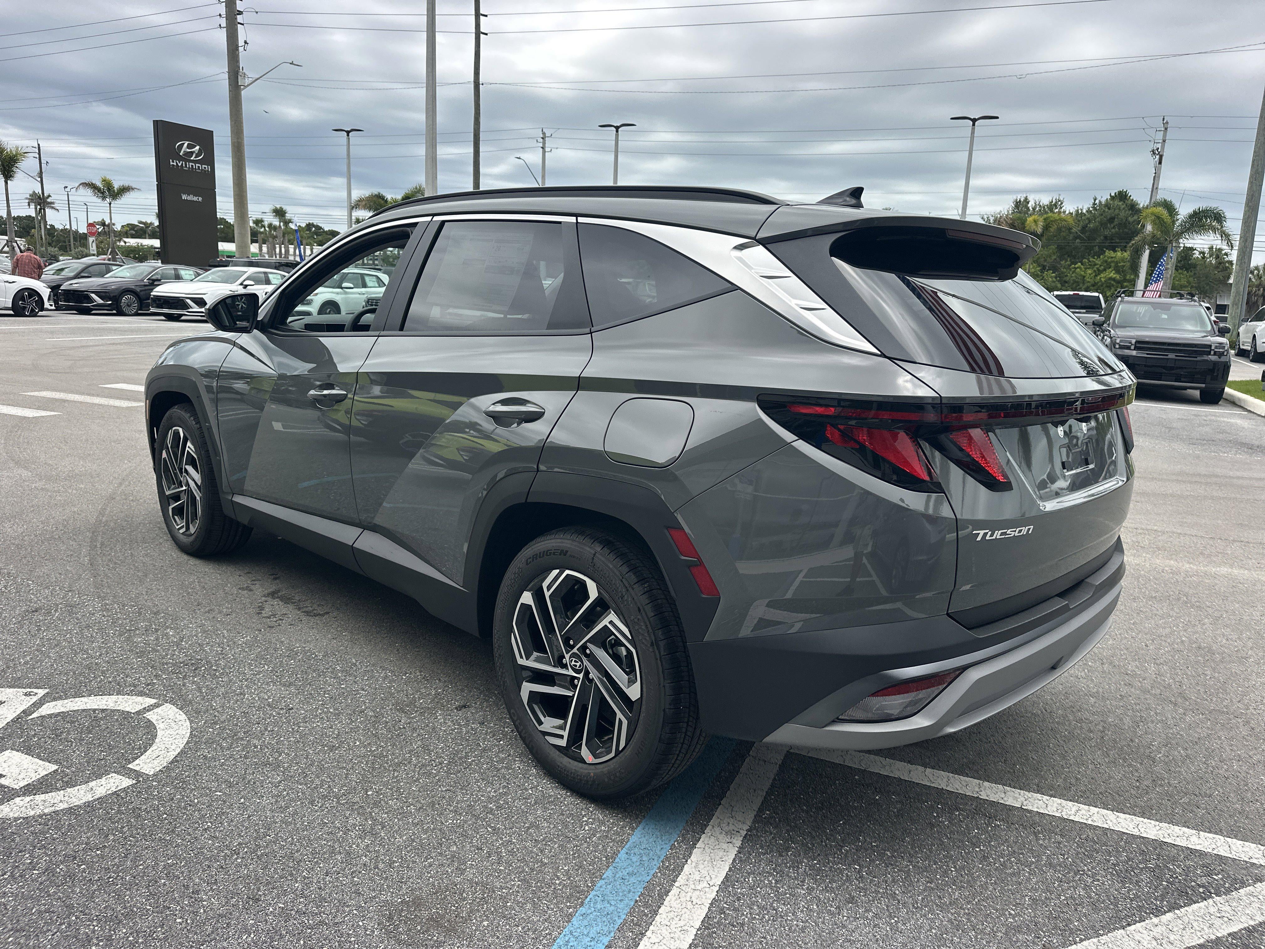 2026 Hyundai TUCSON SEL FWD