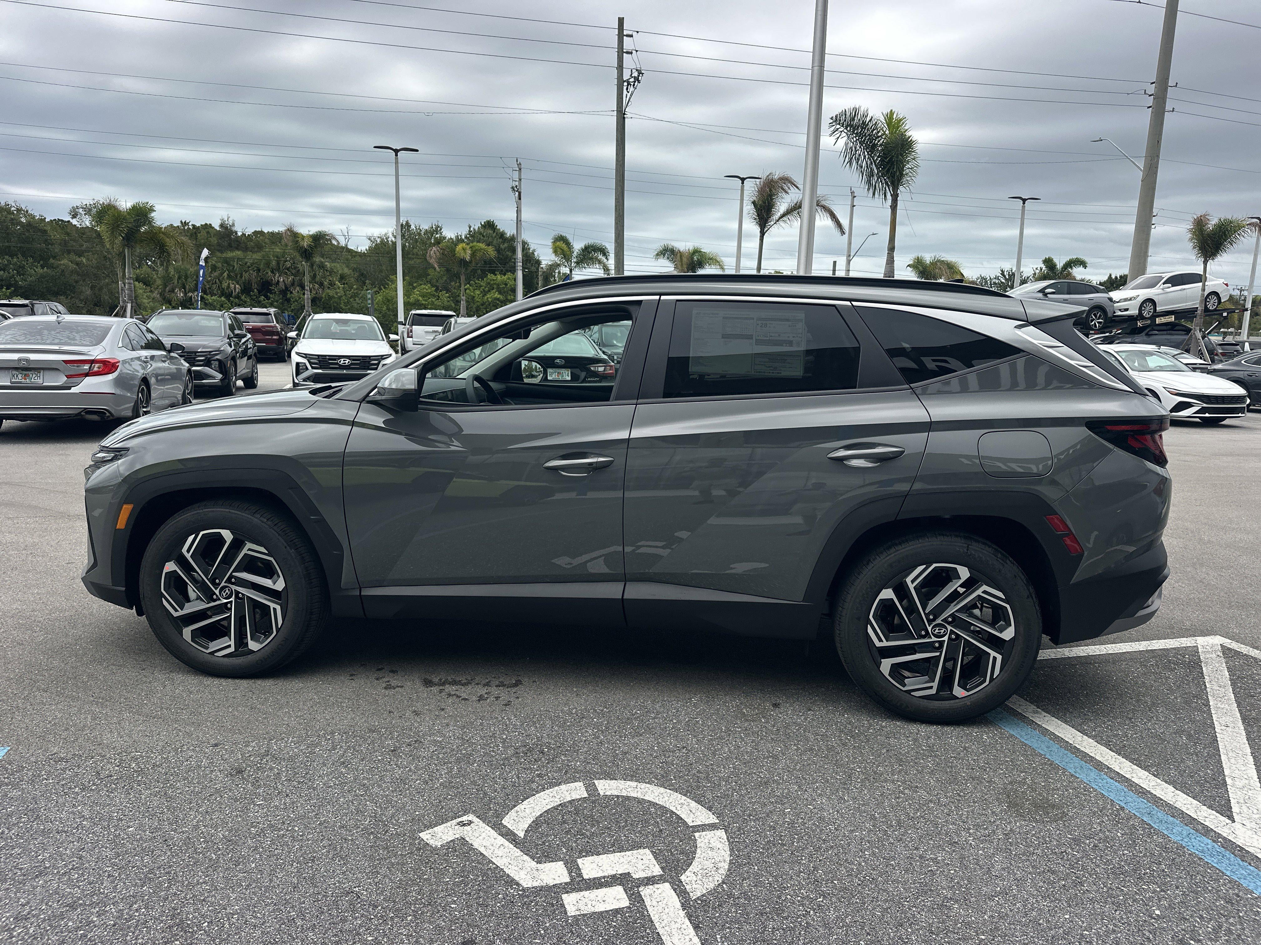 2026 Hyundai TUCSON SEL FWD