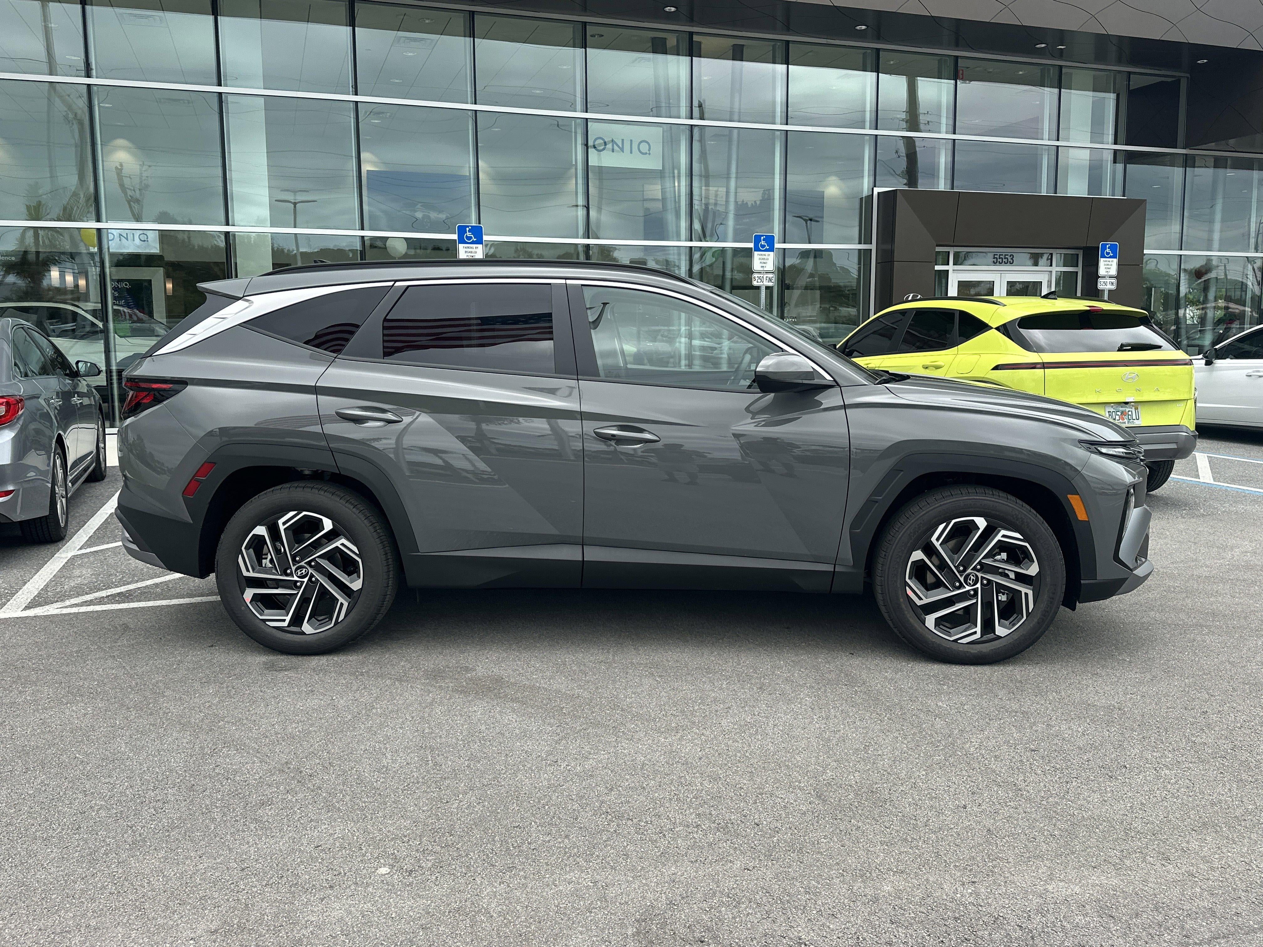 2026 Hyundai TUCSON SEL FWD