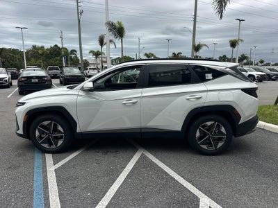 2026 Hyundai TUCSON SEL Premium FWD