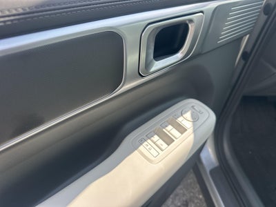 2027 Hyundai SANTA FE SE FWD