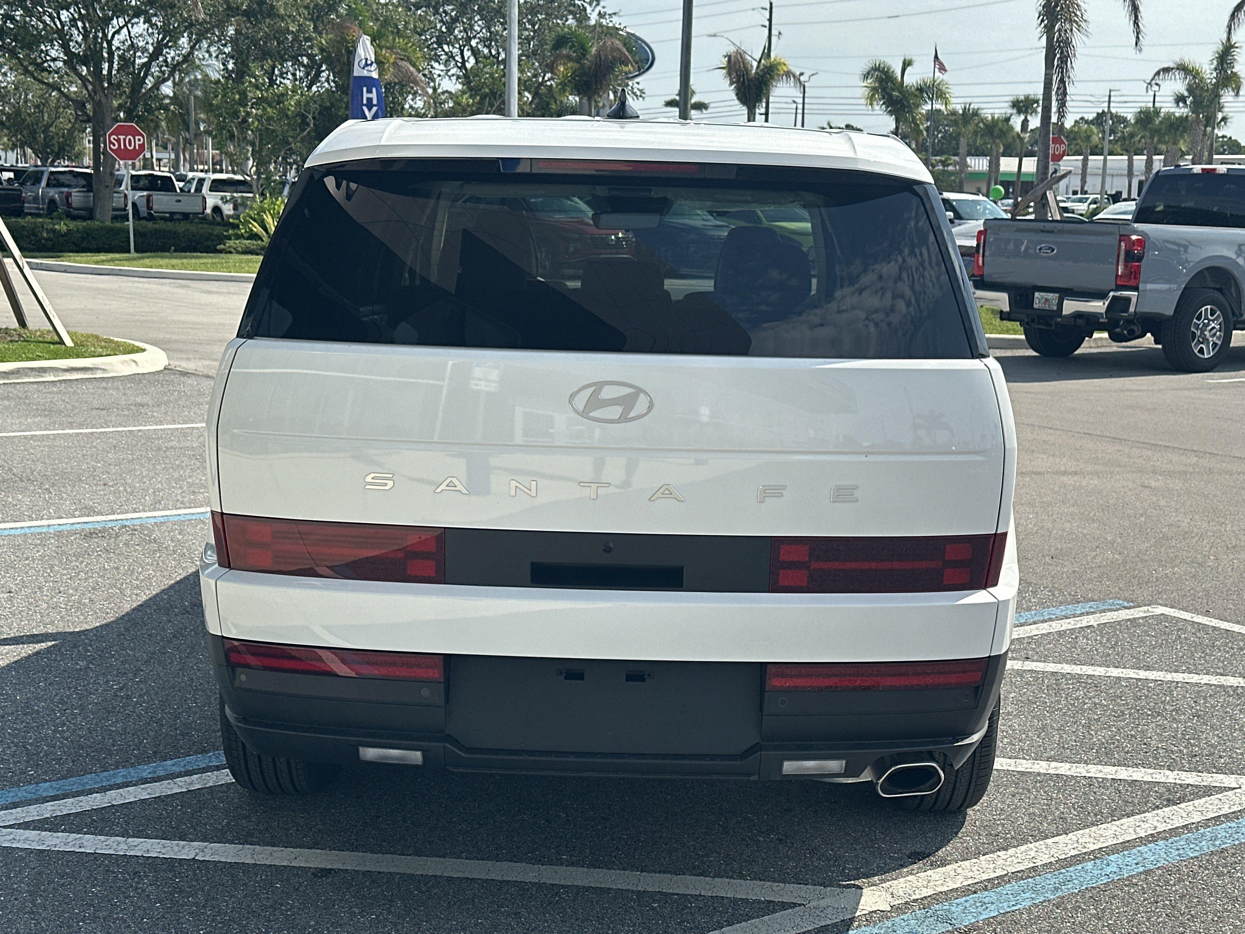 2027 Hyundai SANTA FE SE FWD