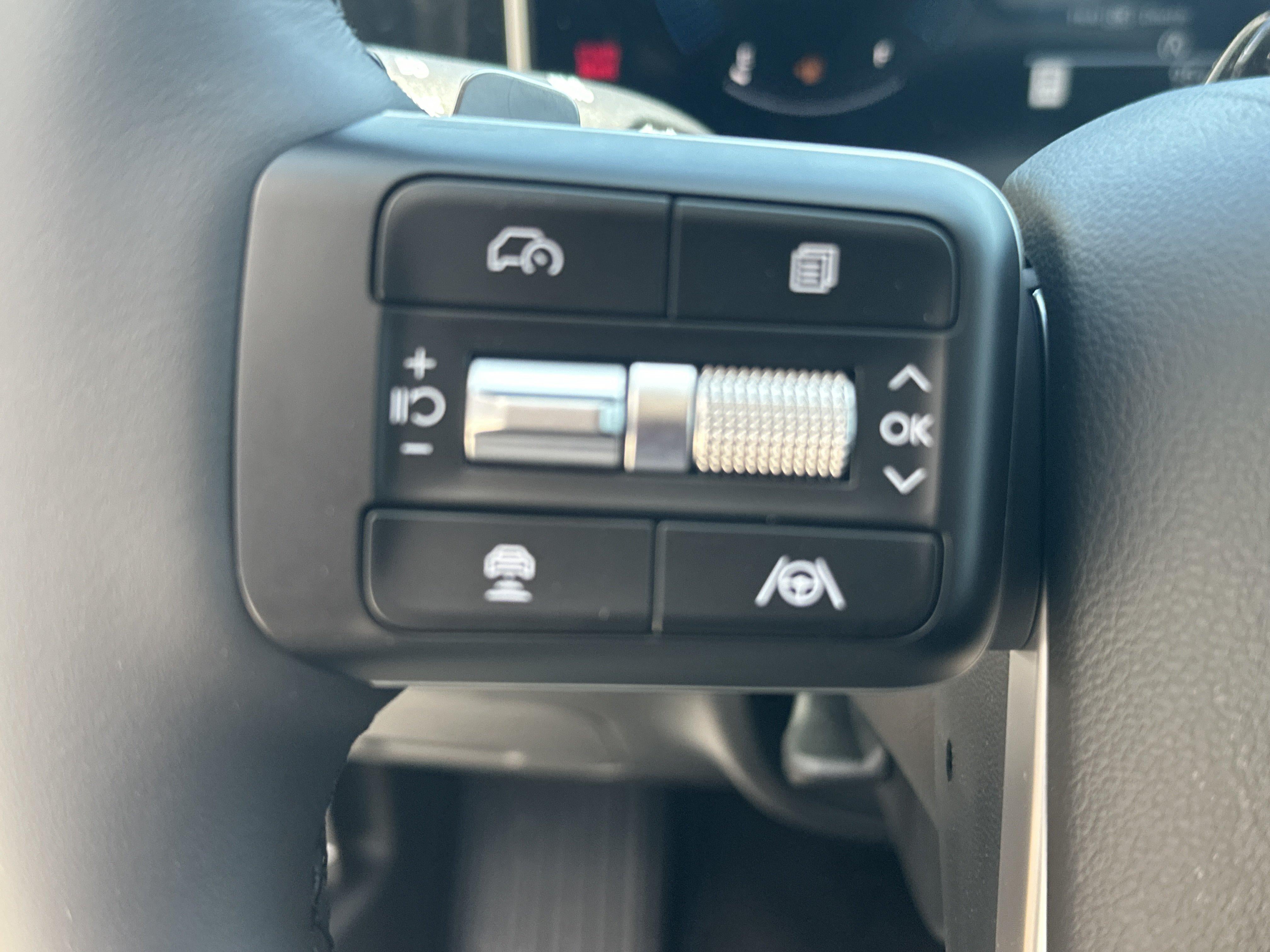 2027 Hyundai SANTA FE SEL FWD