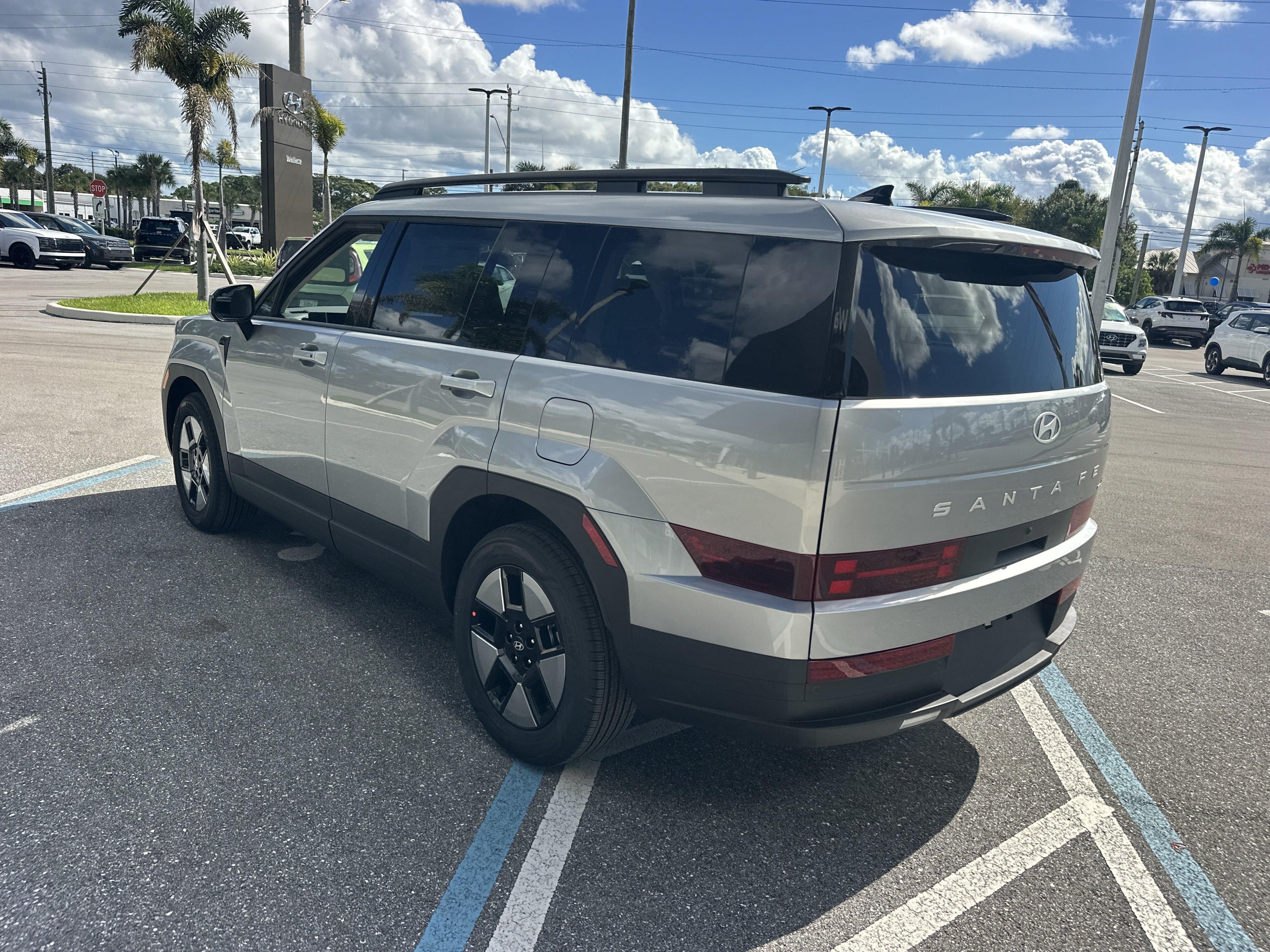 2027 Hyundai SANTA FE HYBRID SEL